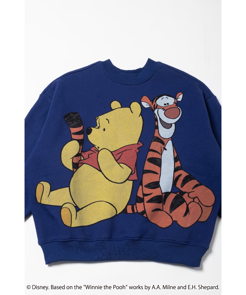 Winnie The Pooh sweatshirt / navy | Tostalgic C