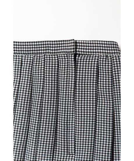 Pleated skirt / gingham plaid