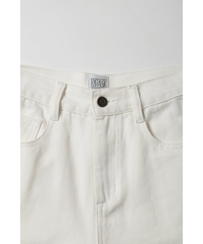 Relaxed denim half pants / white | Tostalgic Cl