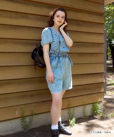 Denim embroidery rompers / acid wash