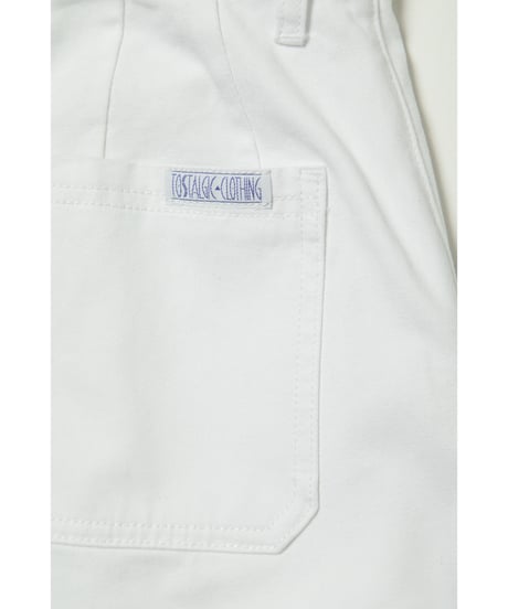 Color half pants / white