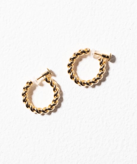 Twisted hoop earring / pierce / gold