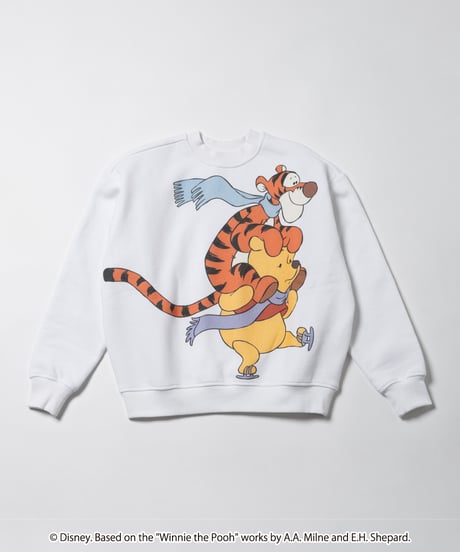 Winnie The Pooh sweatshirt / white