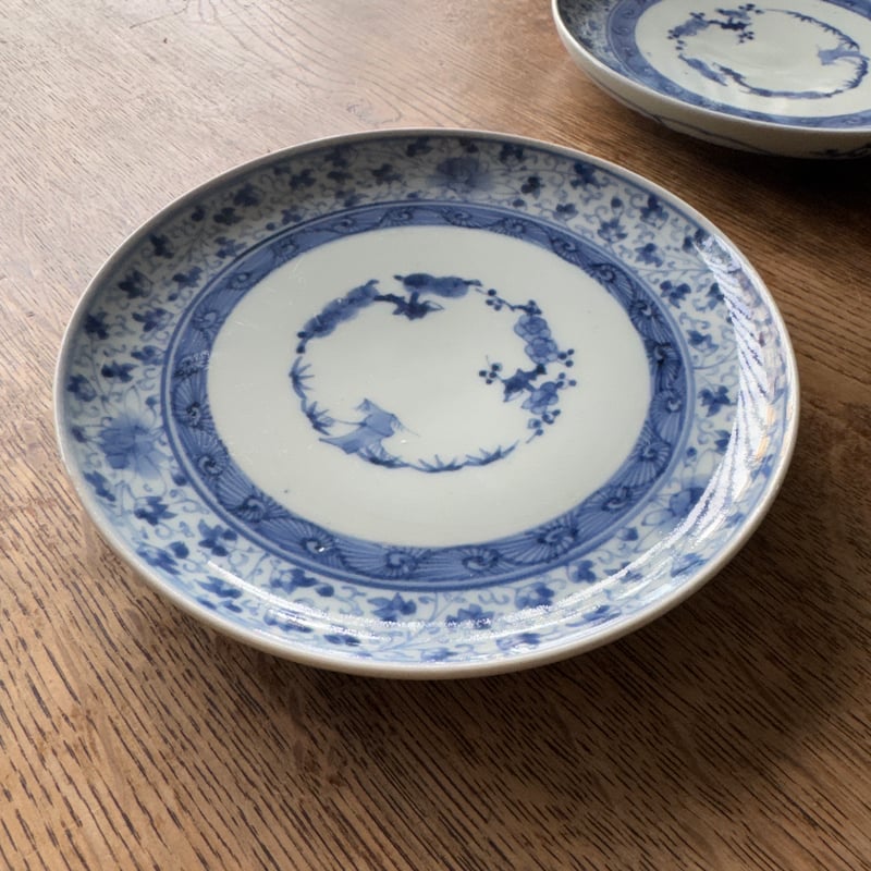伊万里焼　古伊万里　染付　乱線草兎花文　高台皿　7692 fit=scale-down,w=1200
