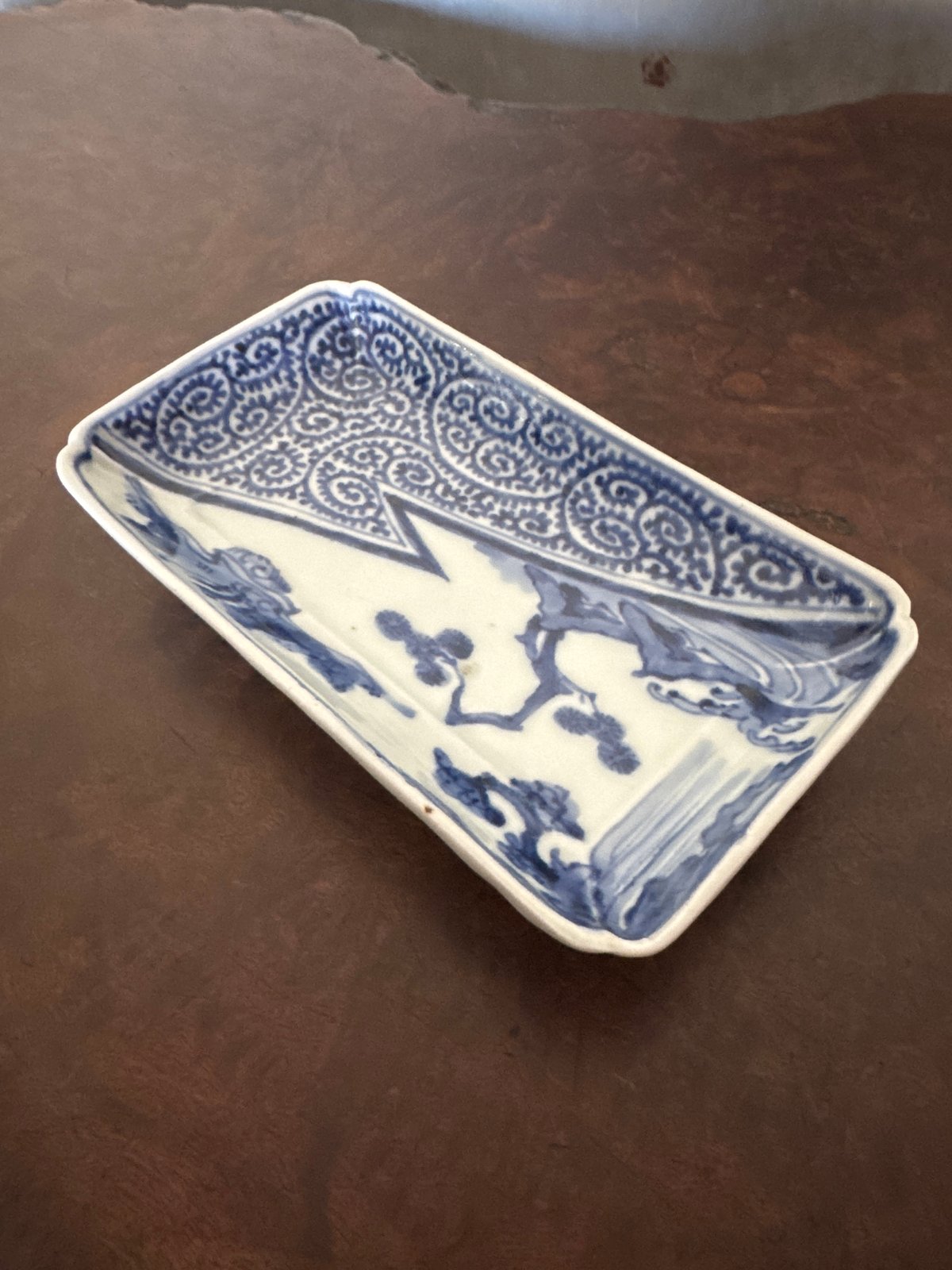 古伊万里 染付片身替り蛸唐草山水文 長皿 1客 | Kaikaroman ONLINE STORE
