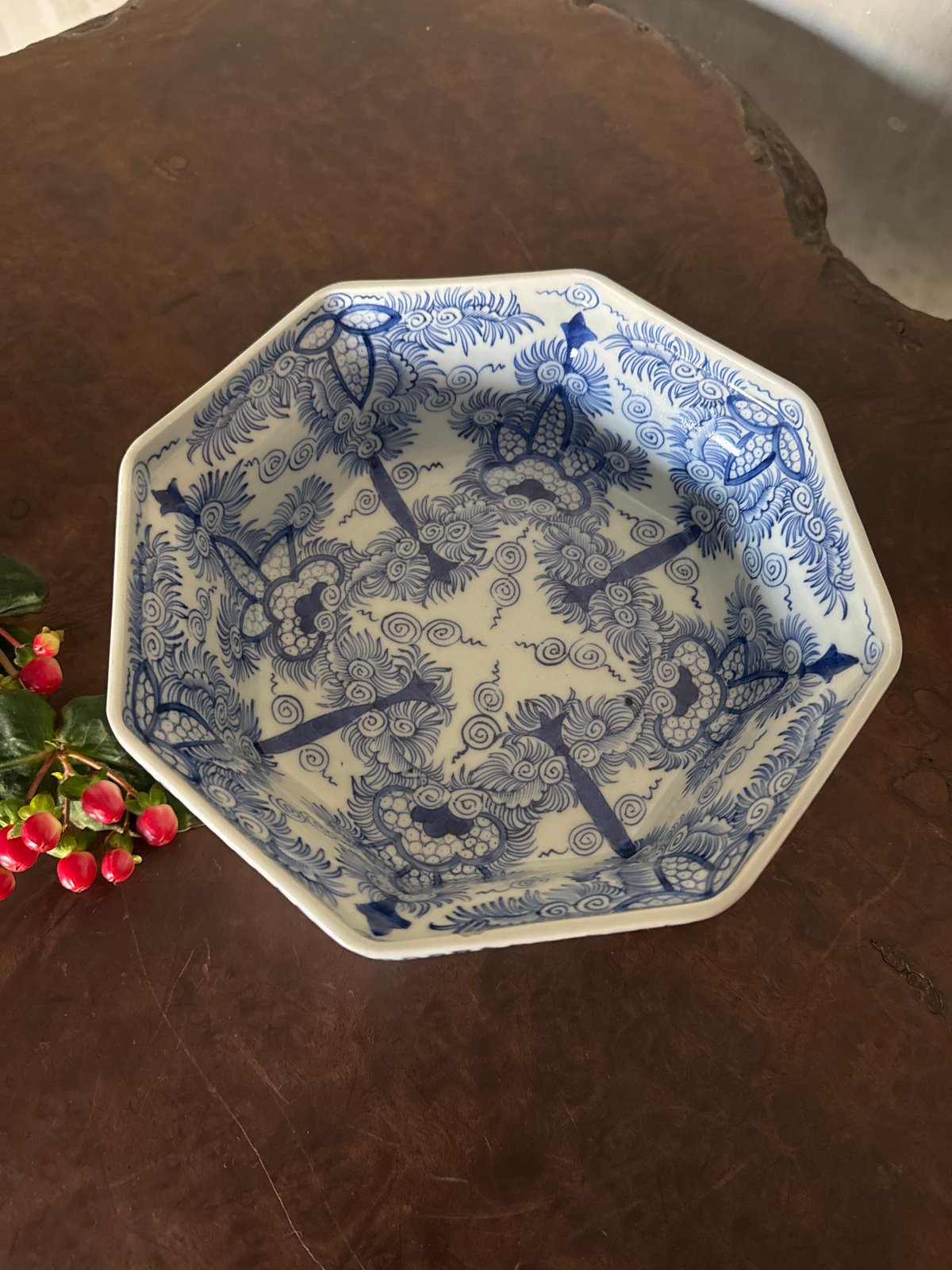 古伊万里 線描葉唐草文 八角形鉢 | Kaikaroman ONLINE STORE