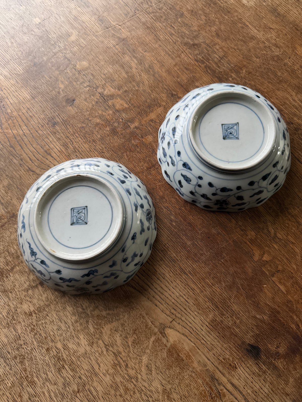 極美品 古伊万里 輪花皿 渦福 染付 江戸期 梅竹松 骨董古道具 古伊万里 染付松竹梅文 輪花膾皿 渦福銘 2客セット | Kaikaroman