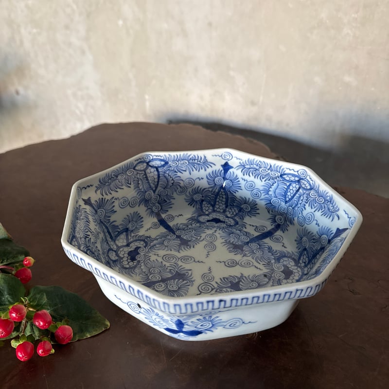 古伊万里 線描葉唐草文 八角形鉢 | Kaikaroman ONLINE STORE