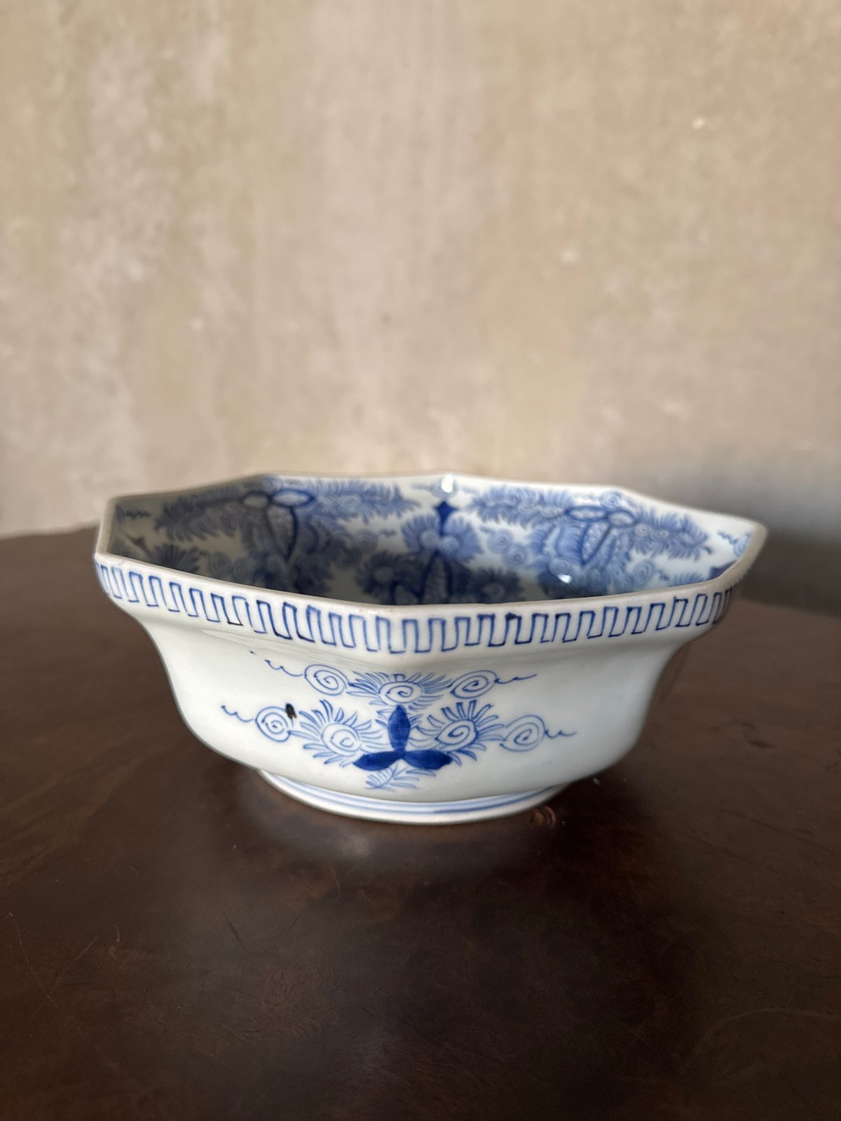 古伊万里 線描葉唐草文 八角形鉢 | Kaikaroman ONLINE STORE