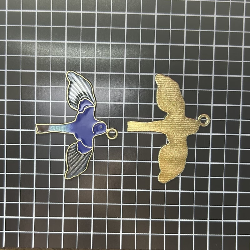 青い鳥チャーム（3個） | ソレイユ ハンドメイドパーツショップ