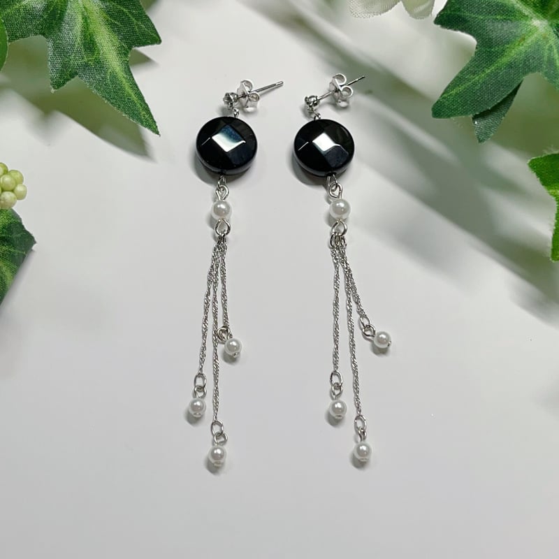 漆黒のオニキスの綺麗めピアス(イヤリング)シルバー | rienobe's