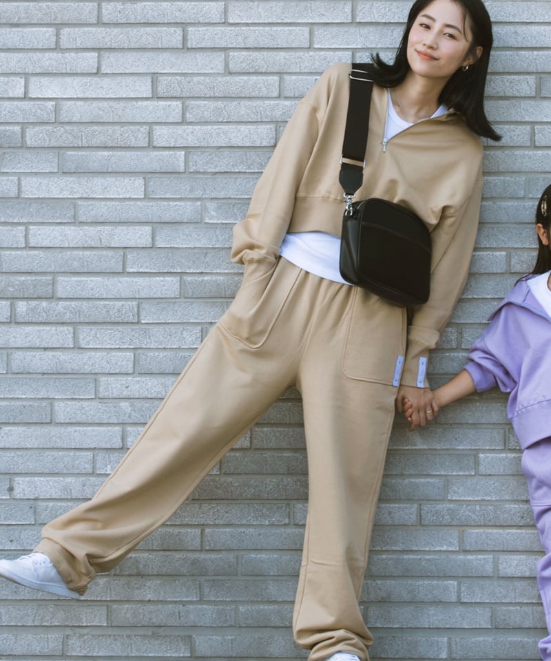 BIG COLLAR HALF ZIP TOP ／ビッグカラーハーフジップトップ