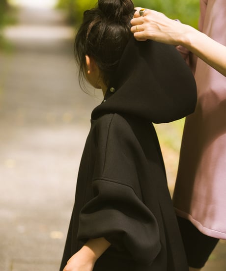 KIDS FLARE OVERSIZED HOODIE／キッズフレアオーバーサイズフーディー ［TAG23A-015K］
