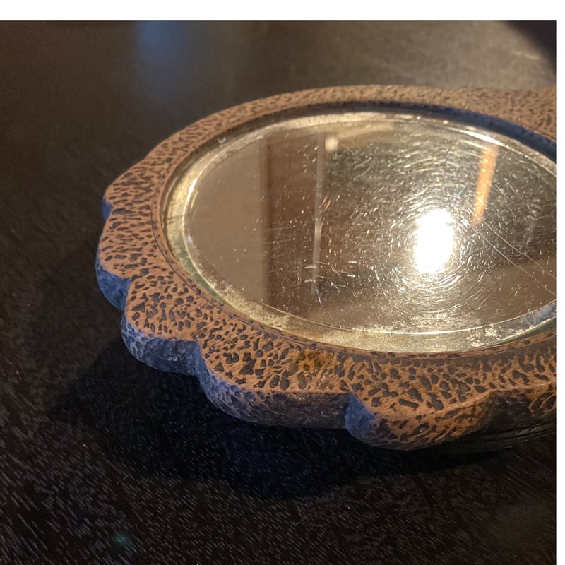 アール・・ヌーヴォーの手鏡 | 書架の周辺