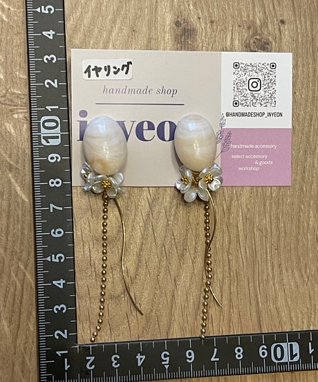 お花チャームイヤリング