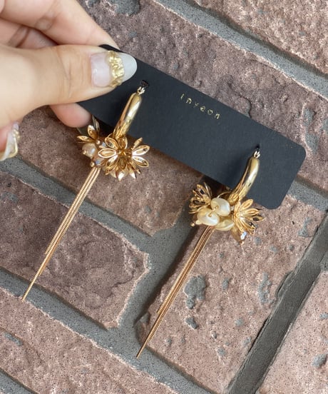 𝒩𝑜.28 ゴールドフープパール花チャームピアス 2way