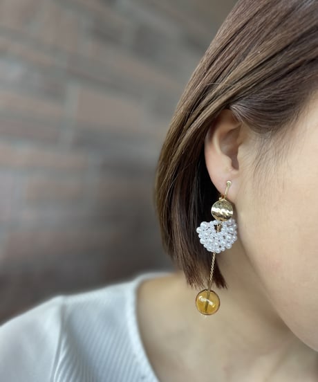 𝒩𝑜.013 飴色ブラウンガラス玉ピアス
