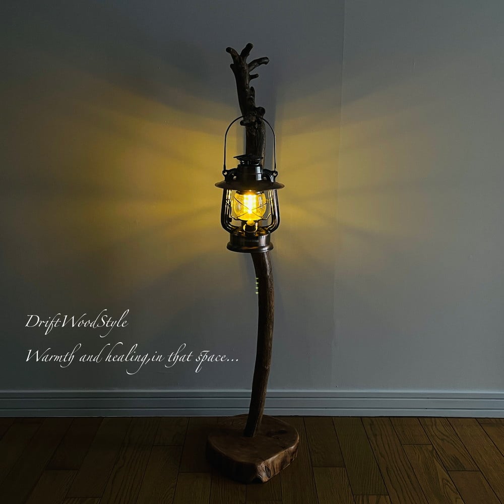 L字を描く古木風な流木スタンド ランタンやエアプラントを飾れる置物