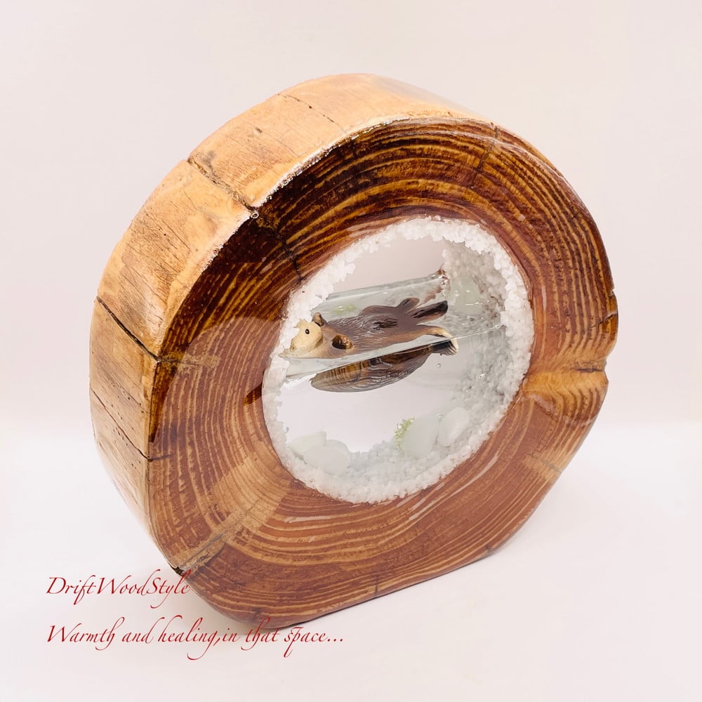 一つ限りの流木アート 海に浮かぶラッコ ジオラマ 流木 フィギュア