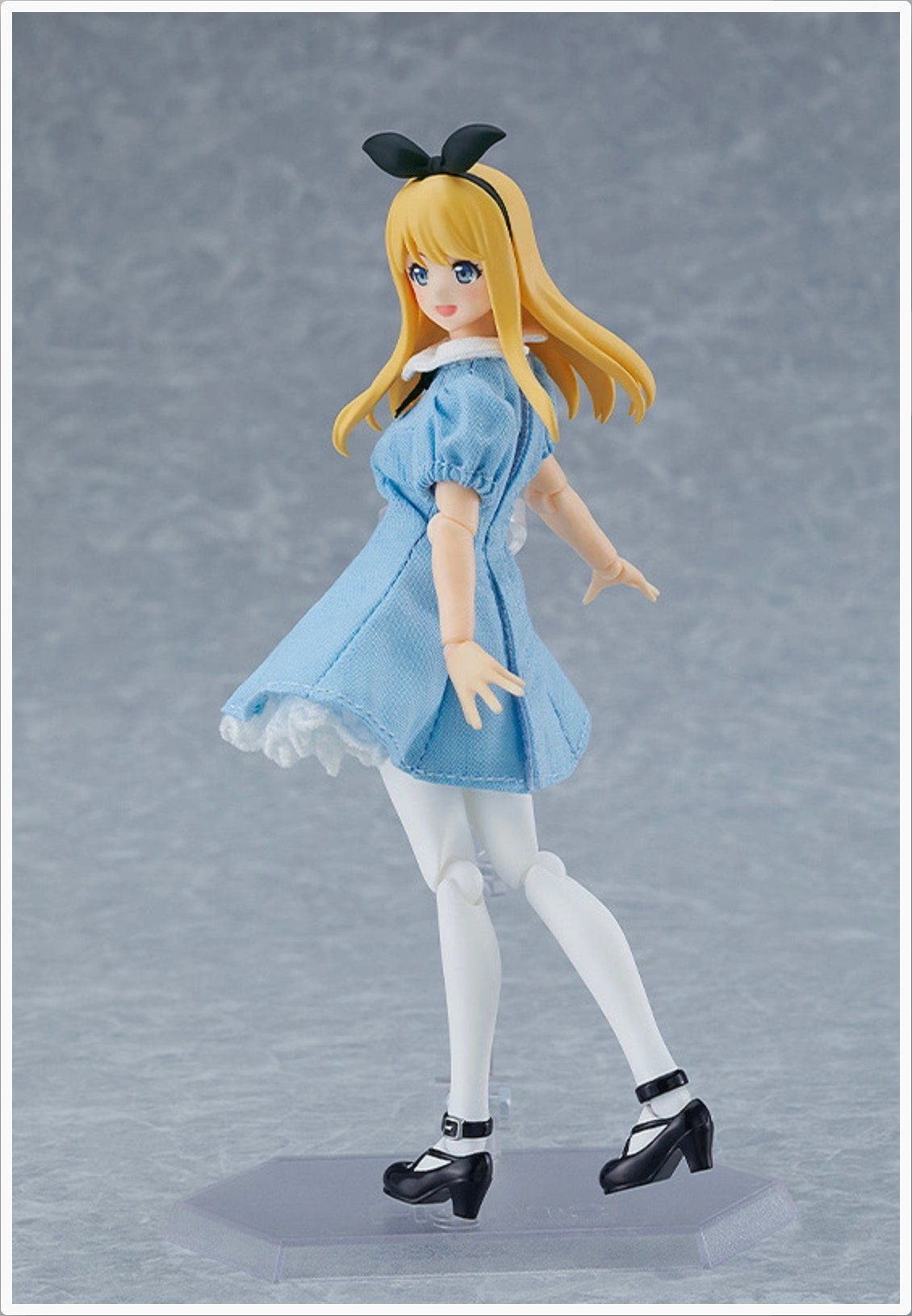 figma 女性body[アリス] with ワンピース+エプロンコーデ Amazon | マックスファクトリー(Max Factory) figma Styles 女性