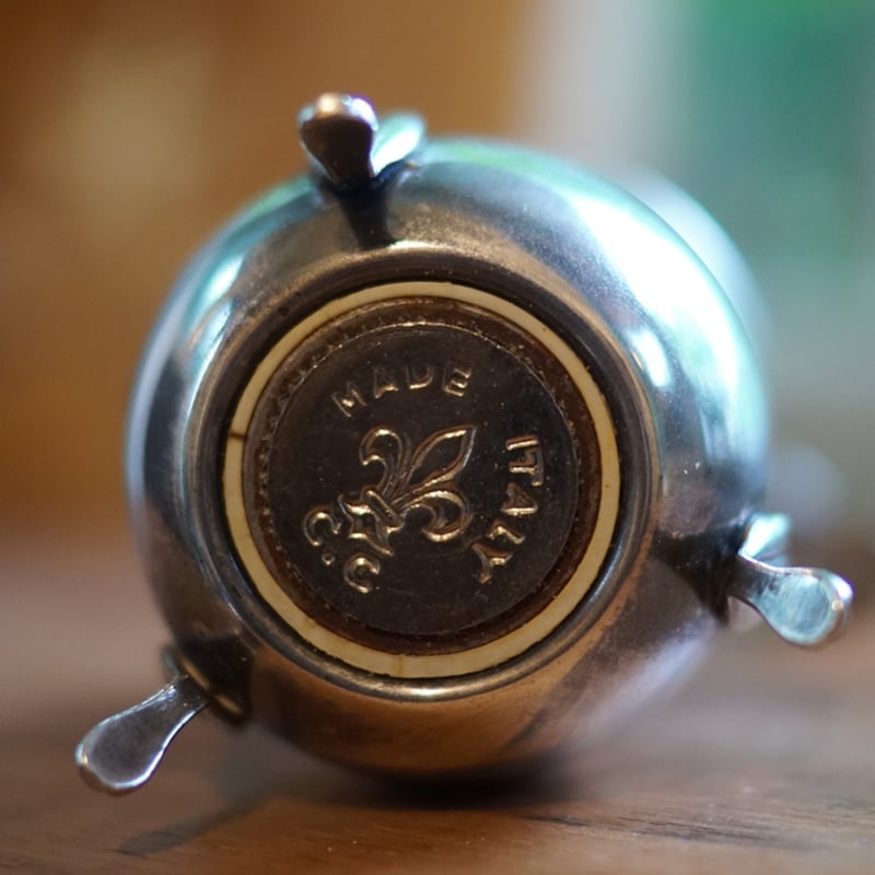 Vintage Pepper Mill (Made by C.C. Fleur De Lis) Vintage Pepper Mill (Made by C.C. Fleur De Lis)