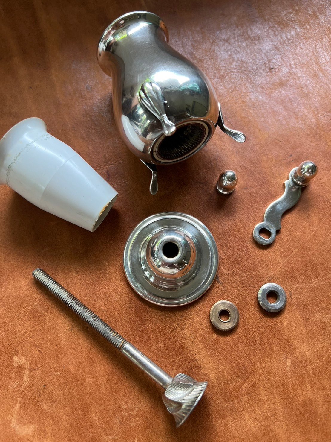 Vintage Pepper Mill (Made by C.C. Fleur De Lis) 