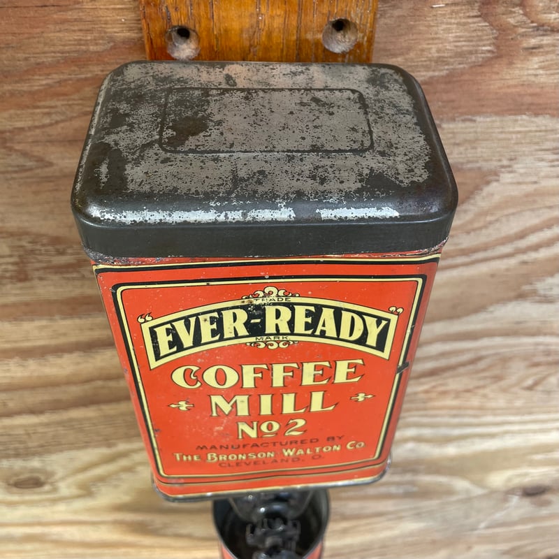 1900's 鮮やかなオレンジ色のブリキ缶壁掛けミル | 4BEANS COFFEE ROAS