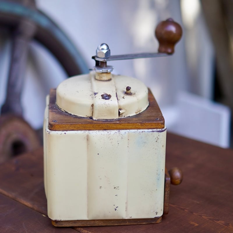 フランス製、人気の Peugeot Freres 