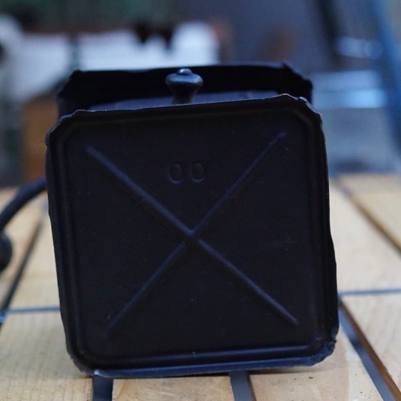 スペイン製、希少なマットブラック ELMA コーヒーミル | 4BEANS COFFEE