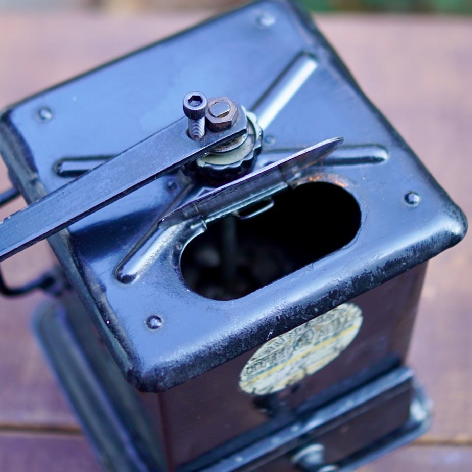 アメリカ製、人気の RUN EASY No.400 One Pound コーヒーミル | 4