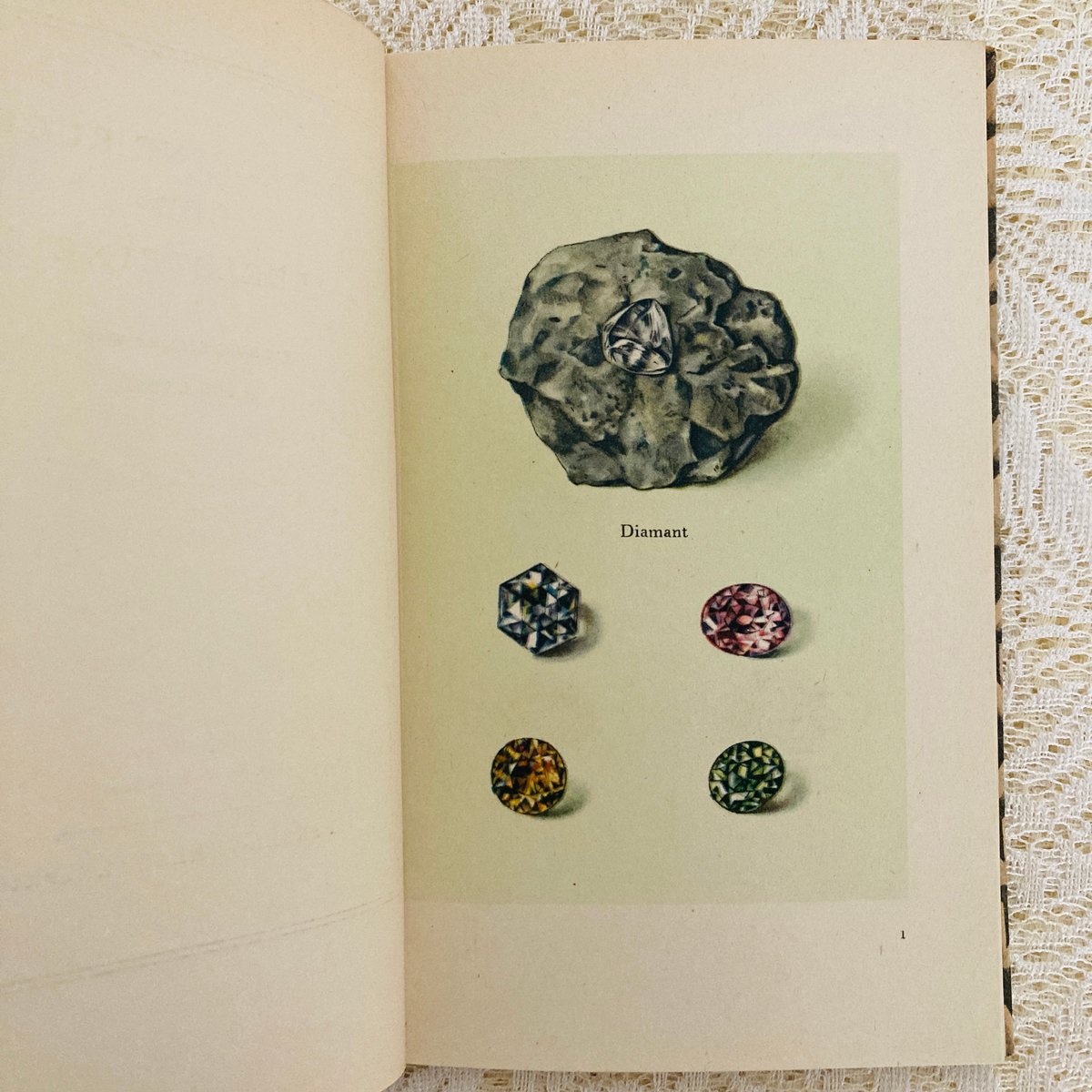 Das kleine Buch der Edelsteine 小さな鉱物の本 (インゼル文庫N Das kleine Buch der Edelsteine 小さな鉱物の本 (インゼル文庫N