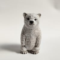 シロクマの子供　木彫り シロクマの子供 木彫り シロクマの子ども(木彫)25号 | wood and
