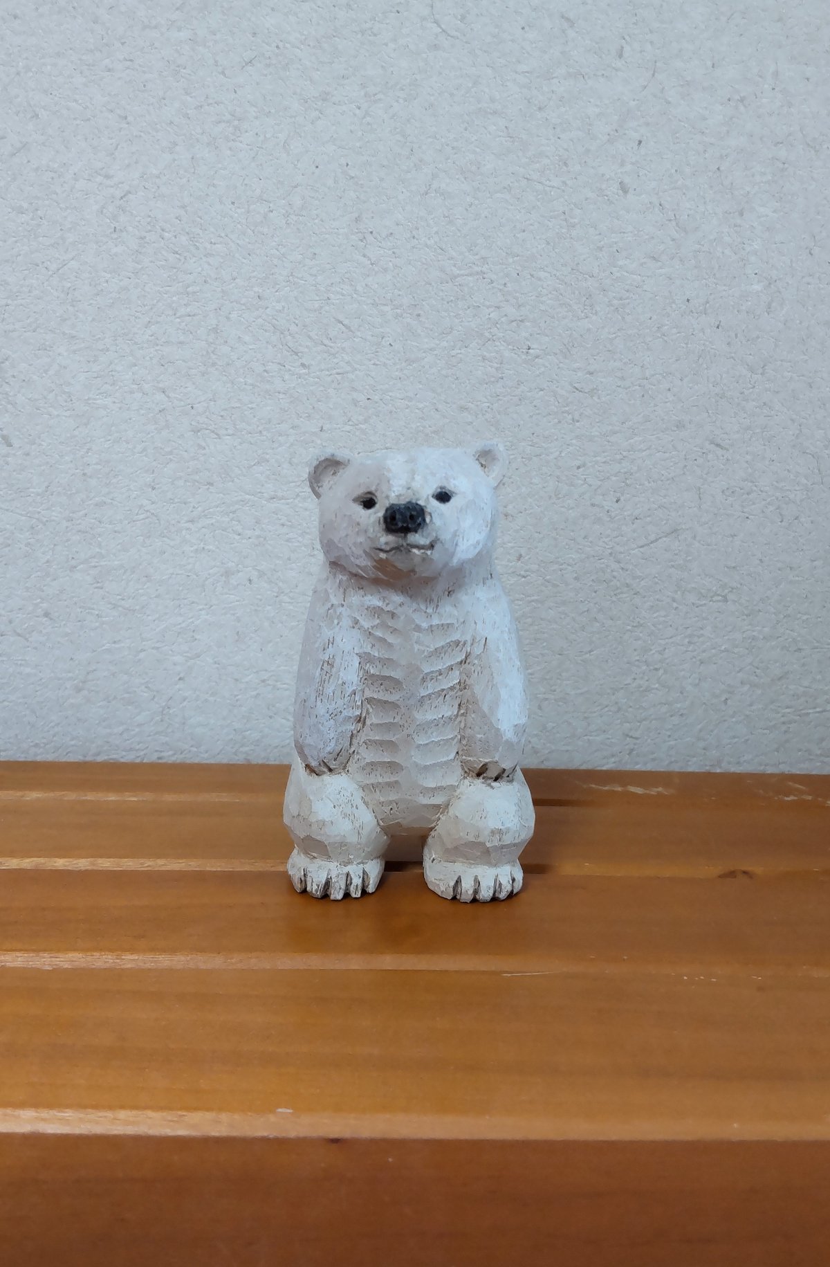 シロクマの子供　木彫り シロクマの子ども(木彫)21号 | wood and wool animals STORE