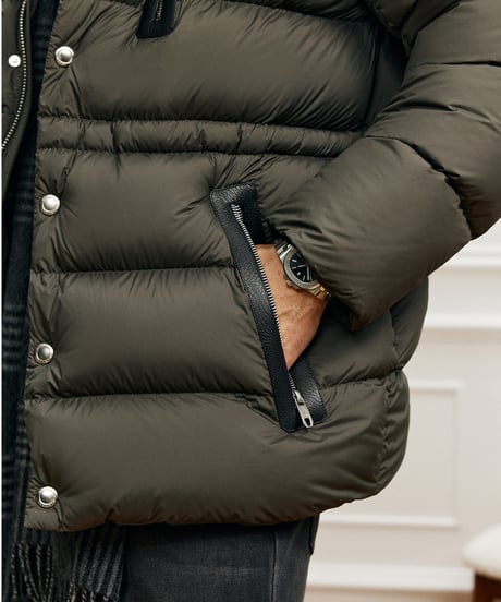 white goose down jacket with hood /2color　SH2573