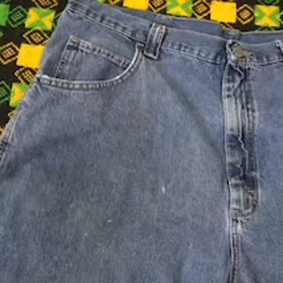 684e24103afb9c2dd699c06d