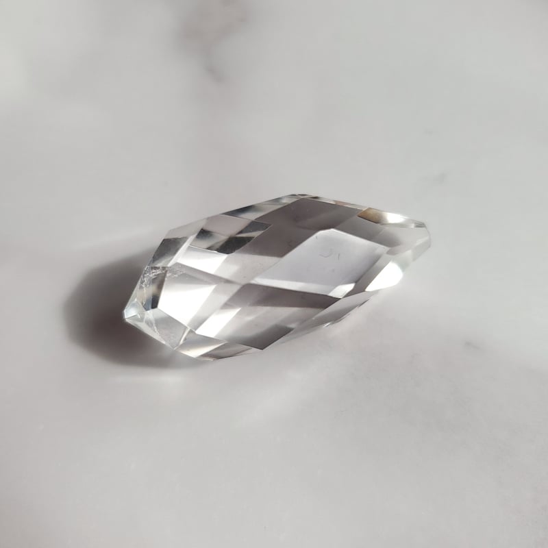 雫形　綺麗で可愛い天然ルビー 0.749 ct 豊かさ・実りをもたらす雫♪】ネックレス K10ホワイトゴールド