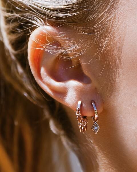 Luv AJ イビルアイフープハギーズピアス・ローズゴールド