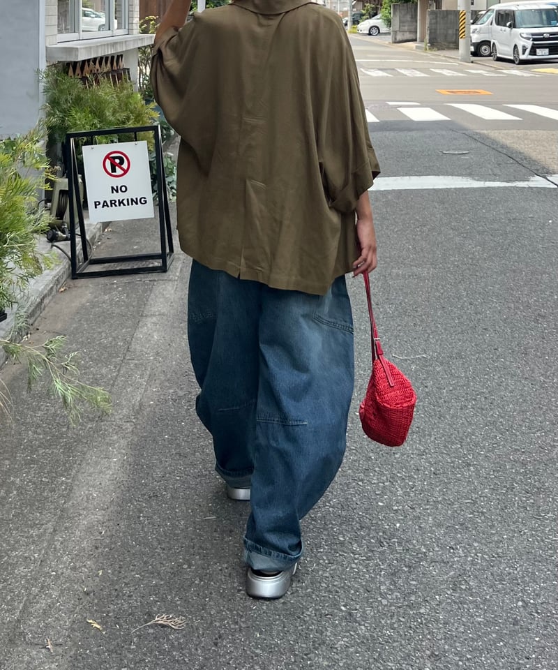 curve denim pants お値下げ不可 SINSS（シンス）の「Baggy silhouette curve denim / バギー