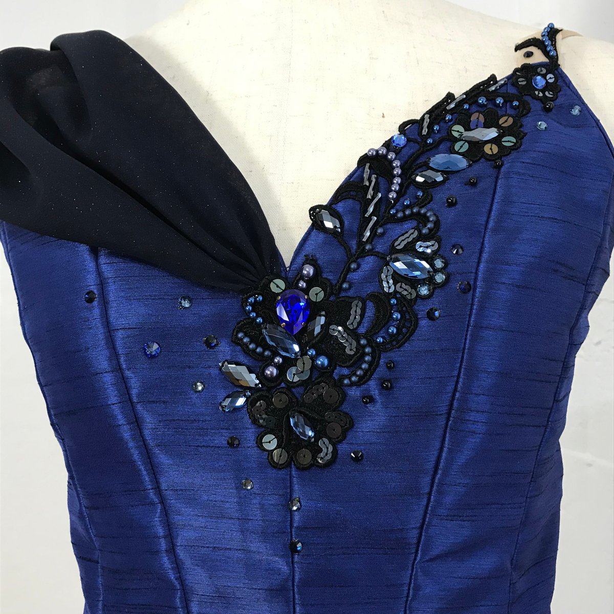 ネイビークラシックチュチュ fit=scale-down,w=1200