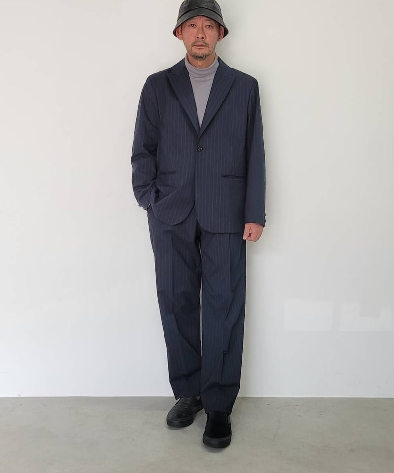 VOOMAL SUITS STRIPE | VASIC select