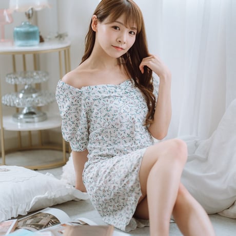 small floral pattern