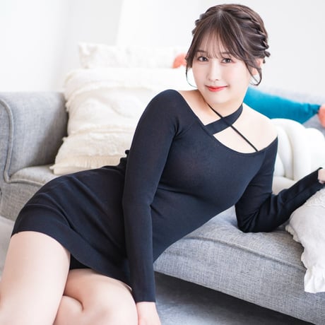 revealing cross lace