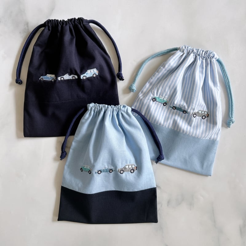 給食袋・大】車の刺繍🚙 縦25cm✖️横20cm | Cynthiakids
