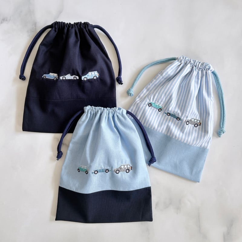 給食袋・大】車の刺繍🚙 縦25cm✖️横20cm | Cynthiakids