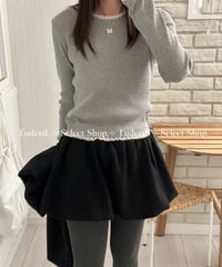 ブラックの厚手スカートパンツ