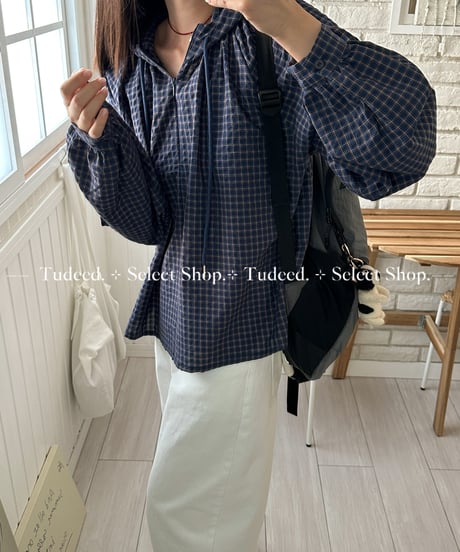 ブルーチェックフード付き長袖シャツ
