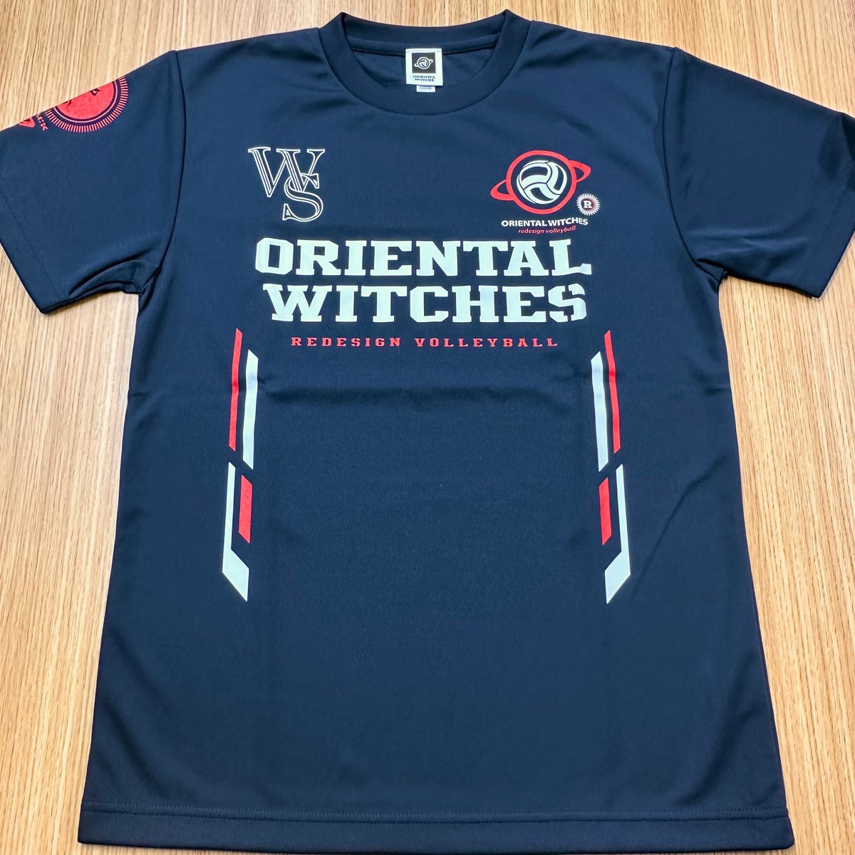 ORIENTAL WITCHES VOLLEYBALL Tシャツ Lサイズ ORIENTAL WITCHES VOLLEYBALL Tシャツ Lサイズ WING SPIKER ネイビー