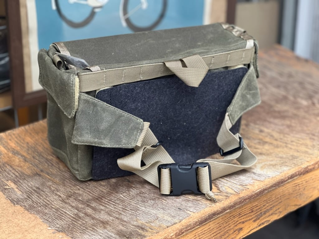 Ron's Bikes * Fabio's Fanny * (wax cordura/oliv Ron's Bikes * Fabio's Fanny * (wax cordura/oliv
