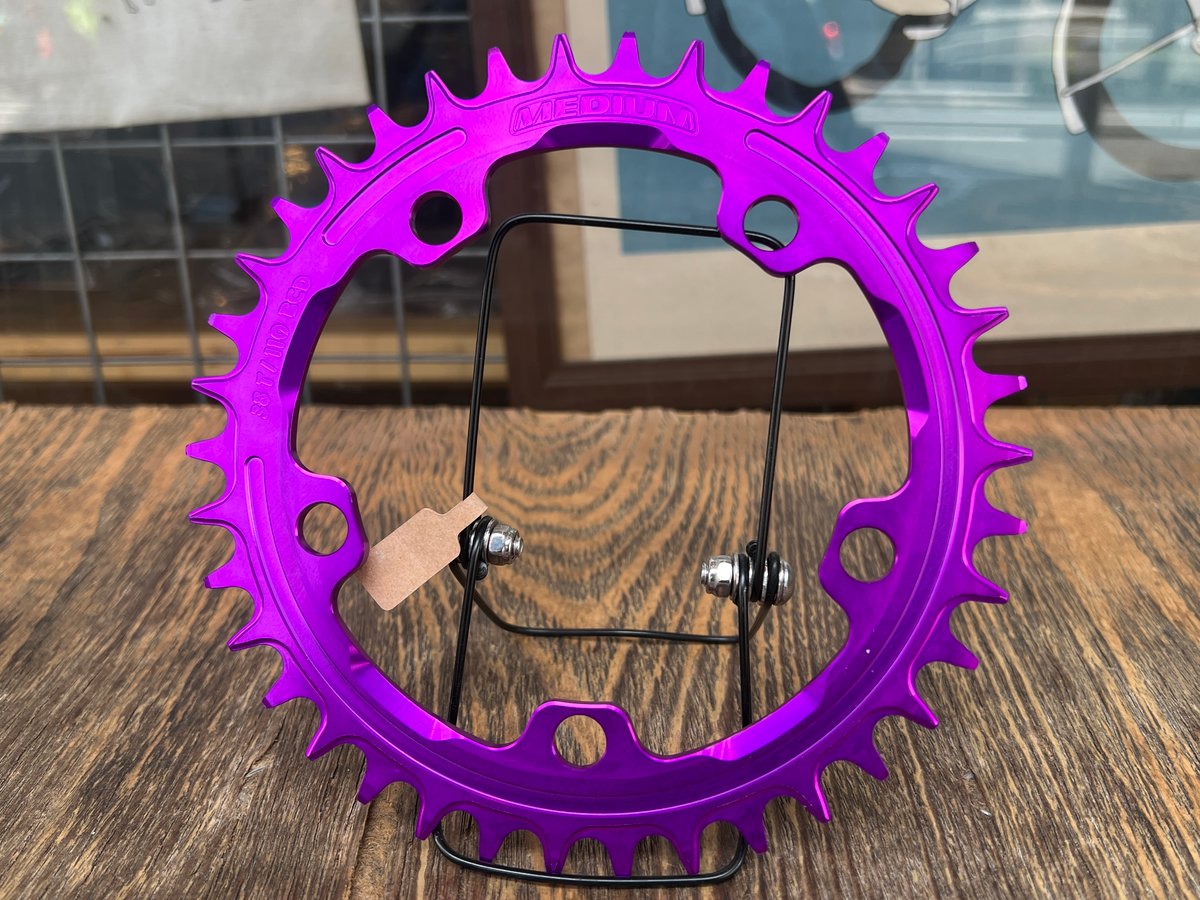 Medium * Narrow Wide 110 BCD 5-Bolt Chainring *