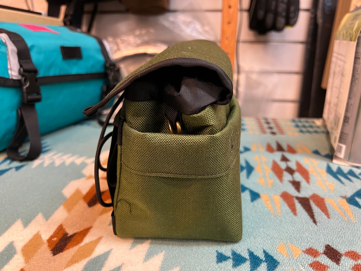 OUTERSHELL ハンドメイド バッグ オリーブグリーン OUTER SHELL ADVENTURE* drawcord handlebar bag (olive drab